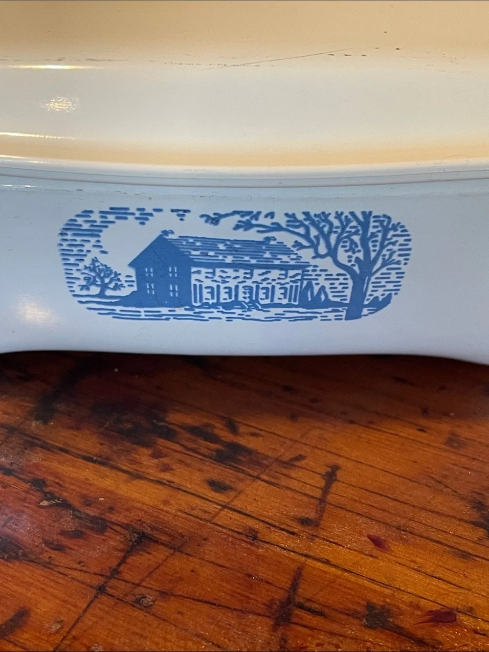 Corningwear Browning Skillet/Casserole Dish with lid Blue Country Motif